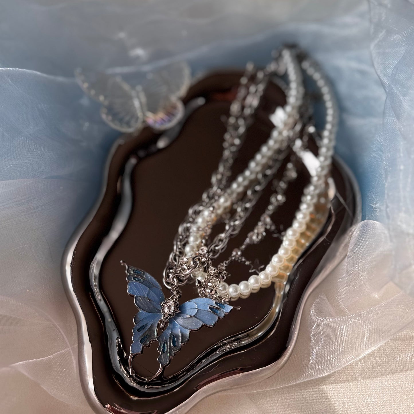 Lustrous Pearl Butterfly Layered Necklace