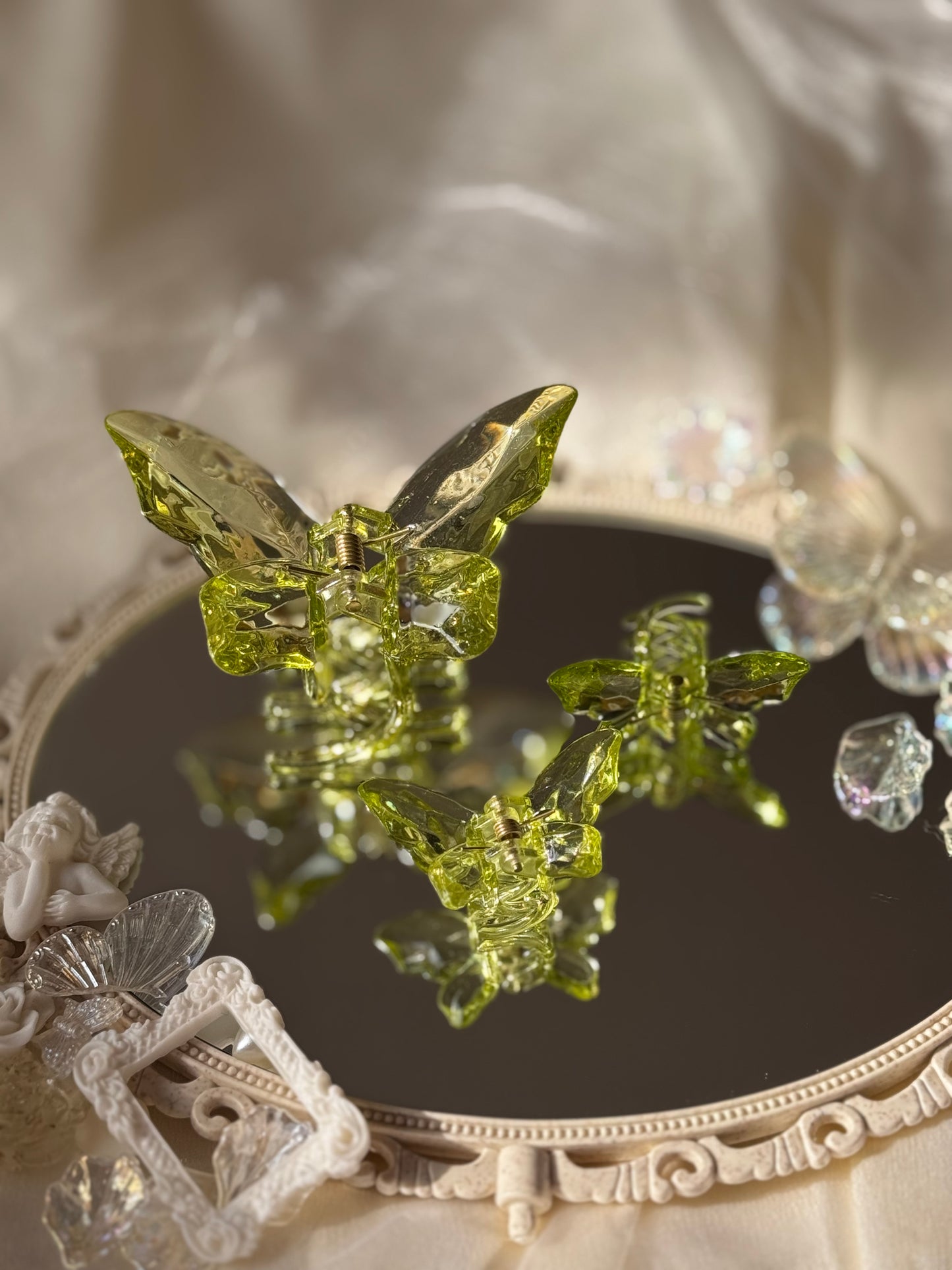 Dreamy Butterfly Acrylic Hair Claw Set